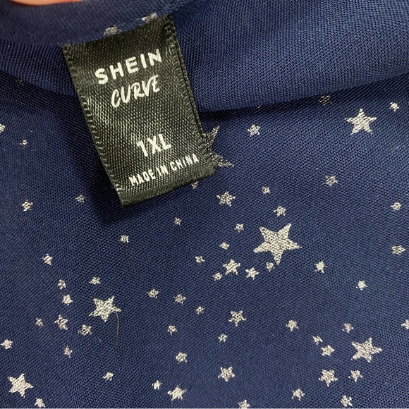 Woman’s SHEIN Curve all over star print dress size 1XL - Picture 2 of 3